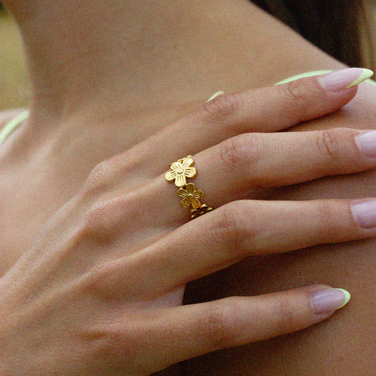 Daisy Ring