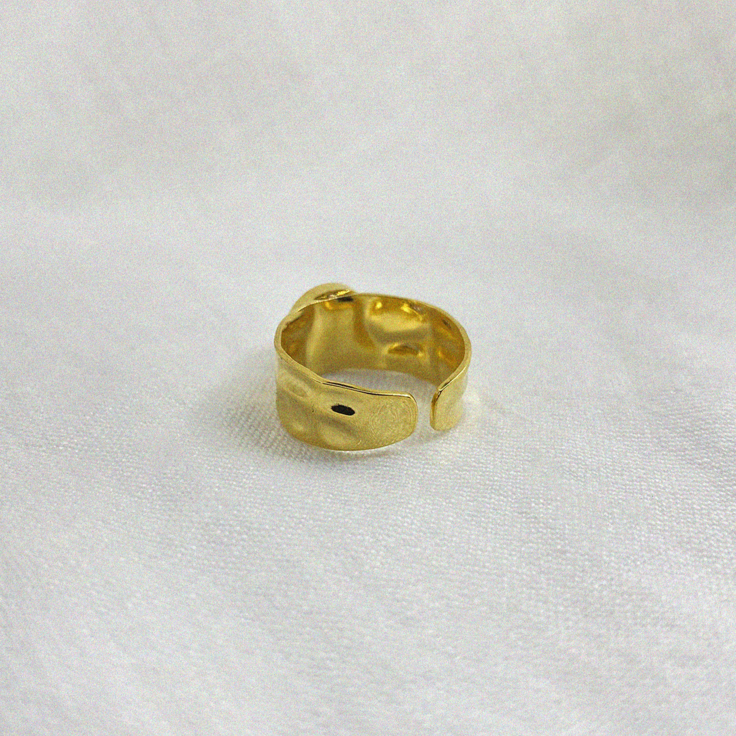 Hera Ring