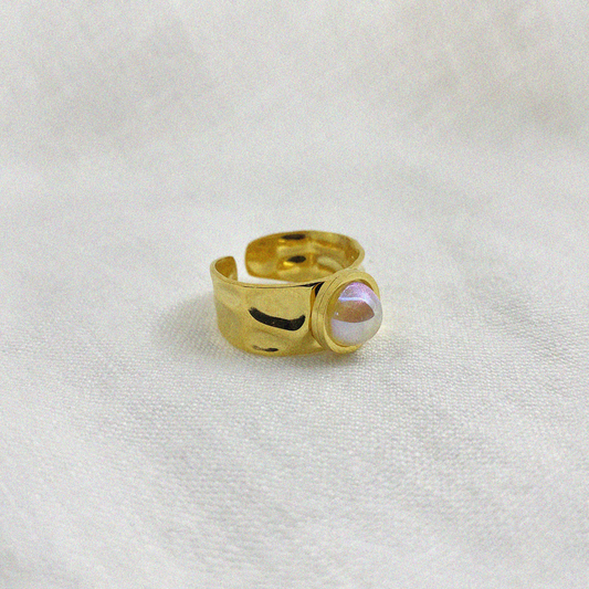 Hera Ring